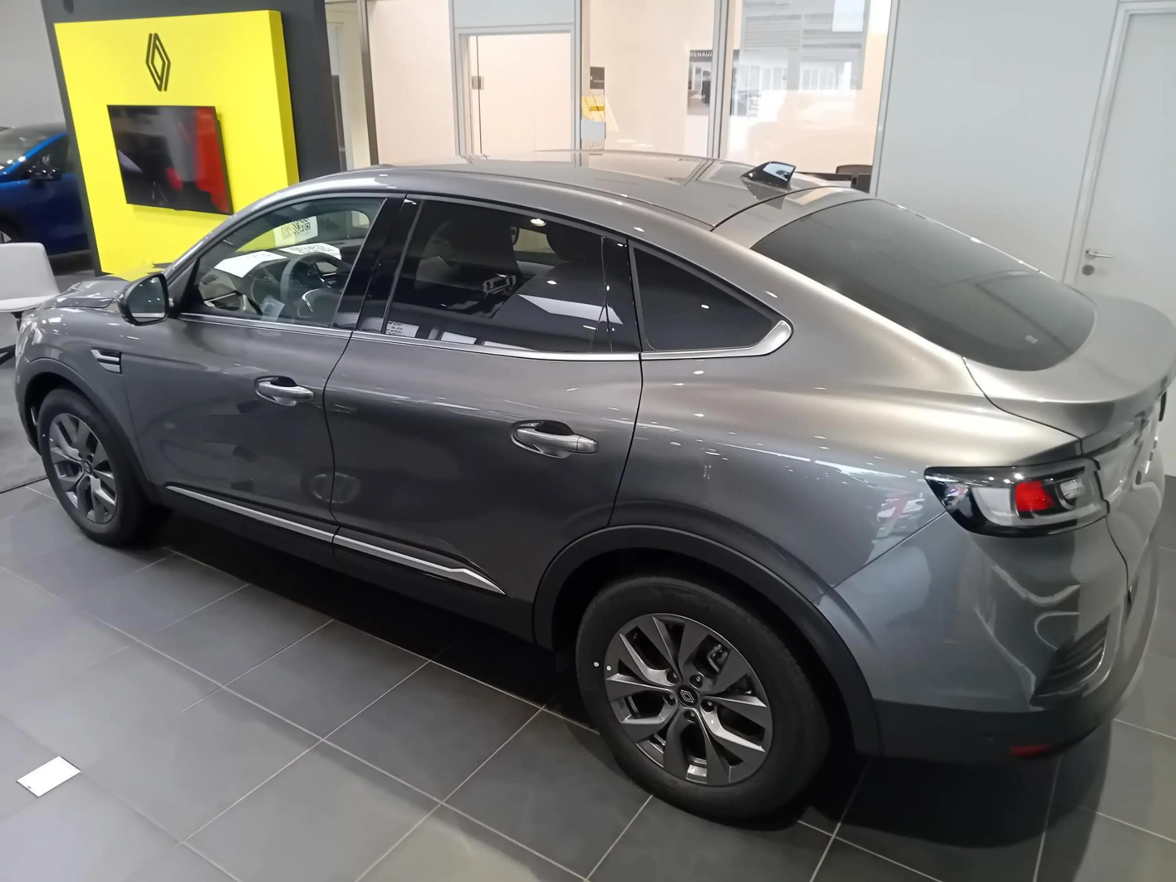 Renault Arkana Techno Full-Hybrid 145/SHZ/PDC/GJR — photo 6
