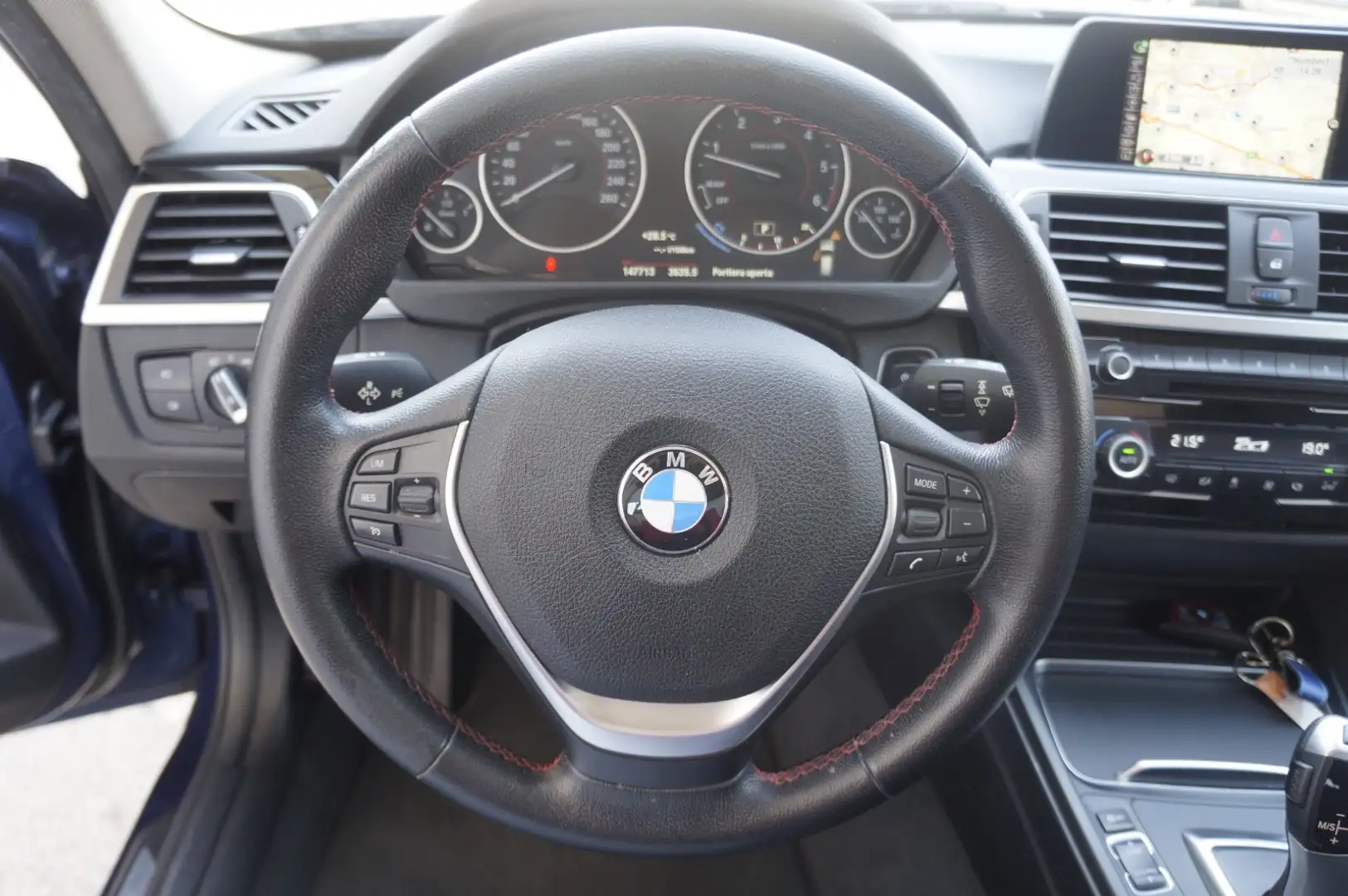 BMW 318 318tds Touring c/clima auto - 2