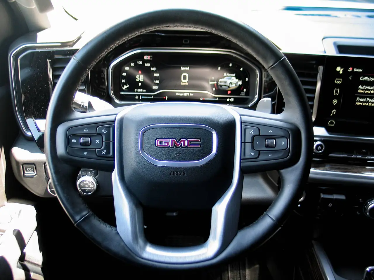 GMC Sierra 1500 photo GMC Sierra 1500