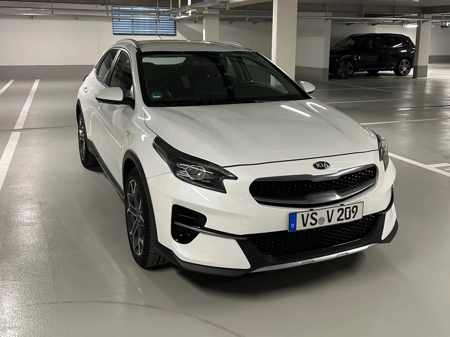 Kia XCeed XCeed 1.4 T-GDI OPF DCT7 JBL SOUND EDITION Weiß - 1
