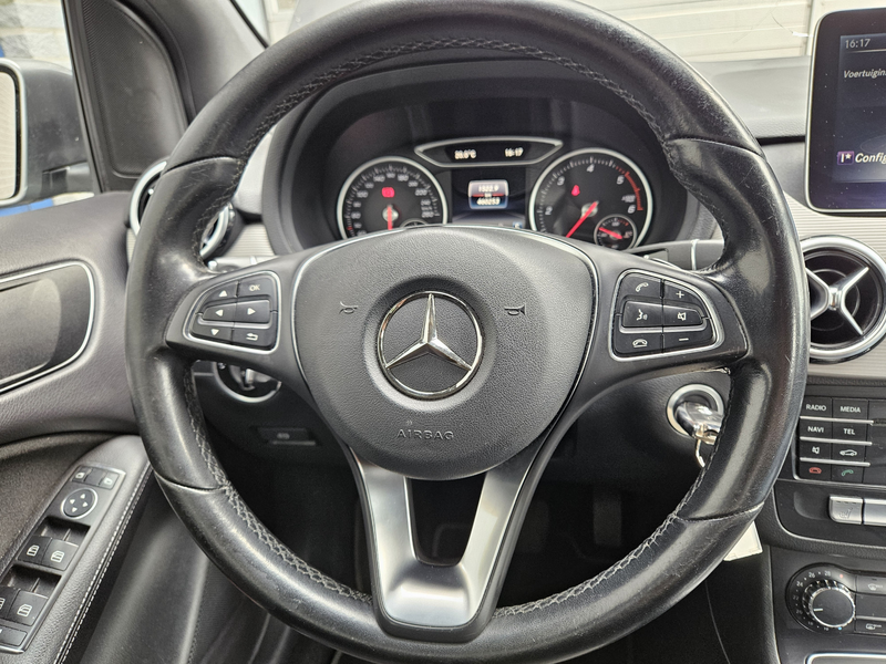 Mercedes-Benz B 180 d Business Solution — photo 8