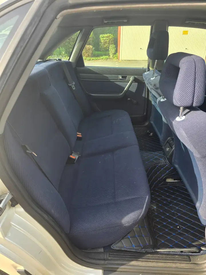 Audi 100 2.6 E, foto 9