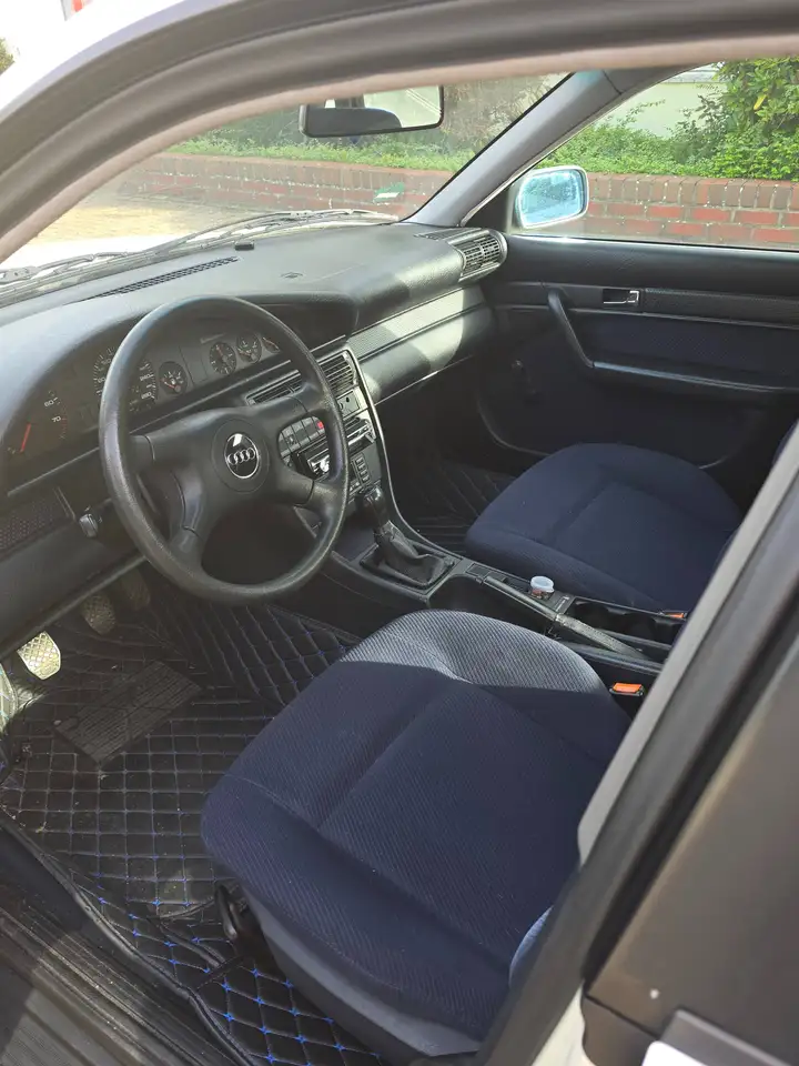 Audi 100 2.6 E, foto 7