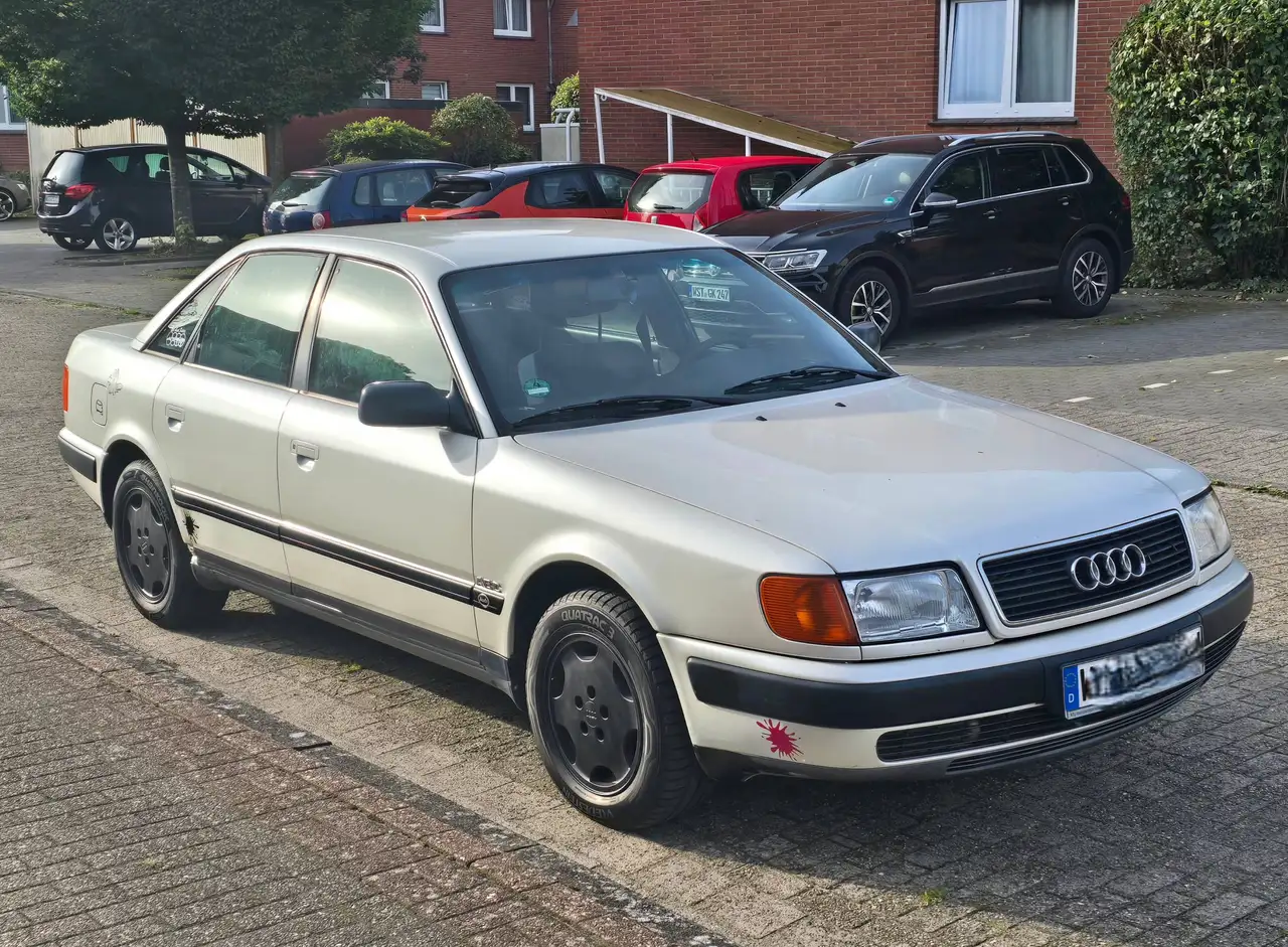 Audi 100 2.6 E, foto 4