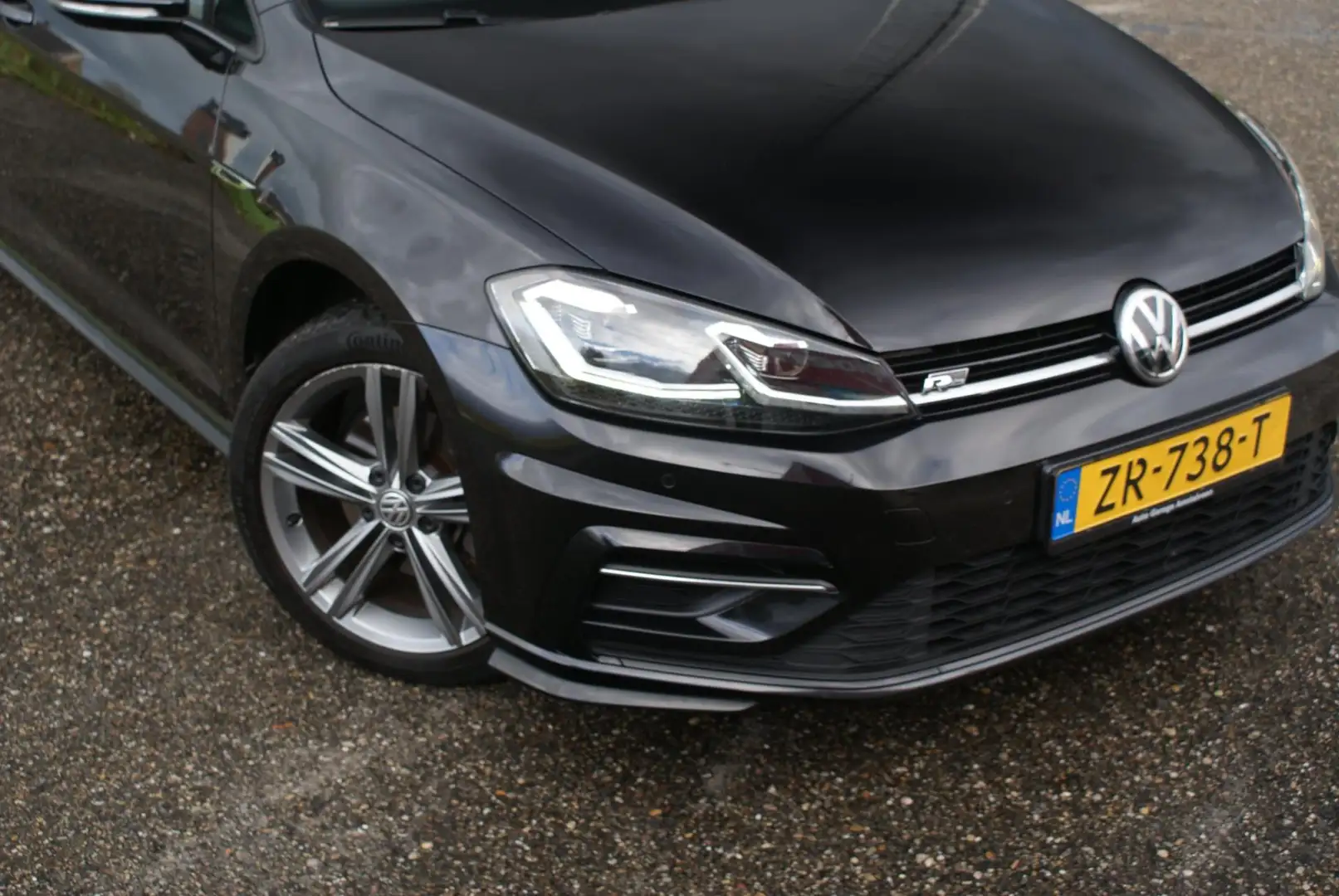 Volkswagen Golf 1.5 TSI Highline Business R-Line | Pano | ACC | Or Negro - 2