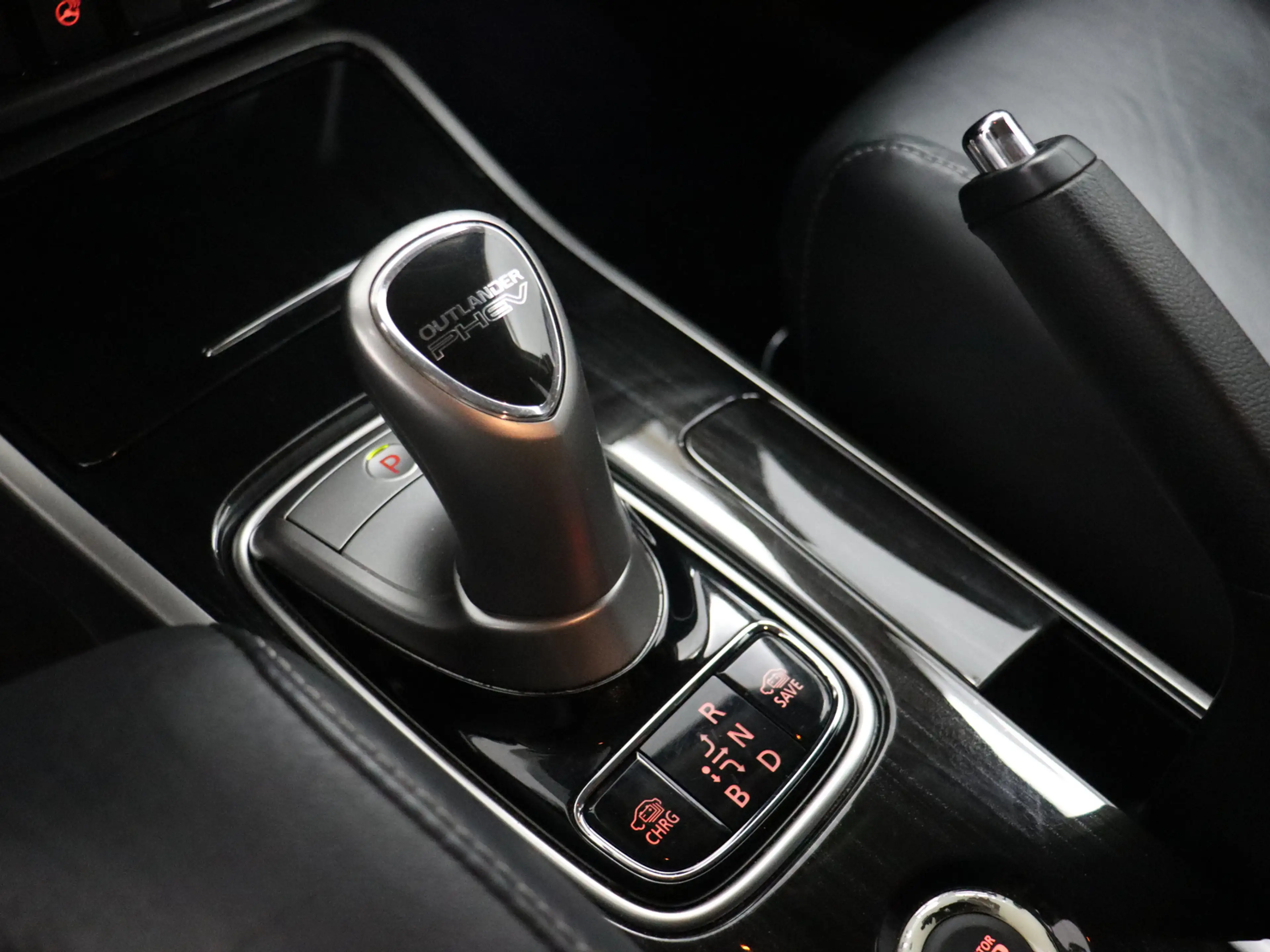 Mitsubishi Outlander 2.0 PHEV instyle+ Bluetooth, Cruise control adapti — photo 17
