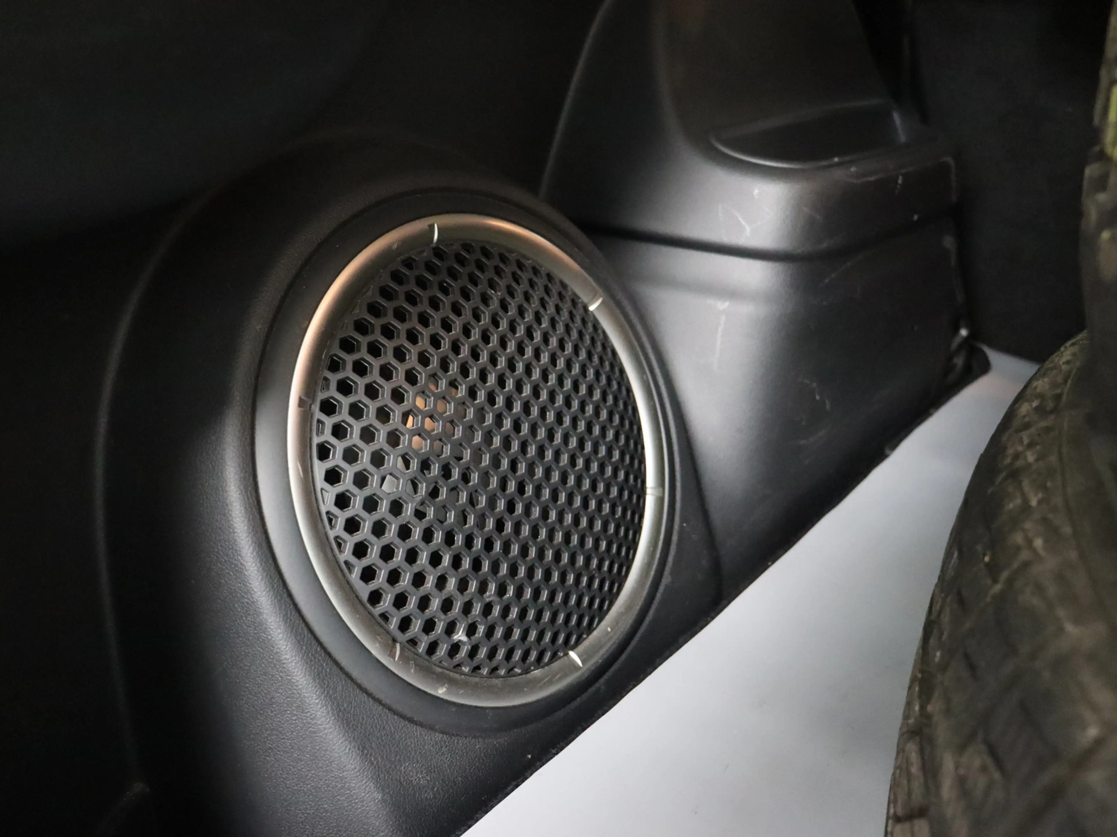 Mitsubishi Outlander 2.0 PHEV instyle+ Bluetooth, Cruise control adapti — photo 38