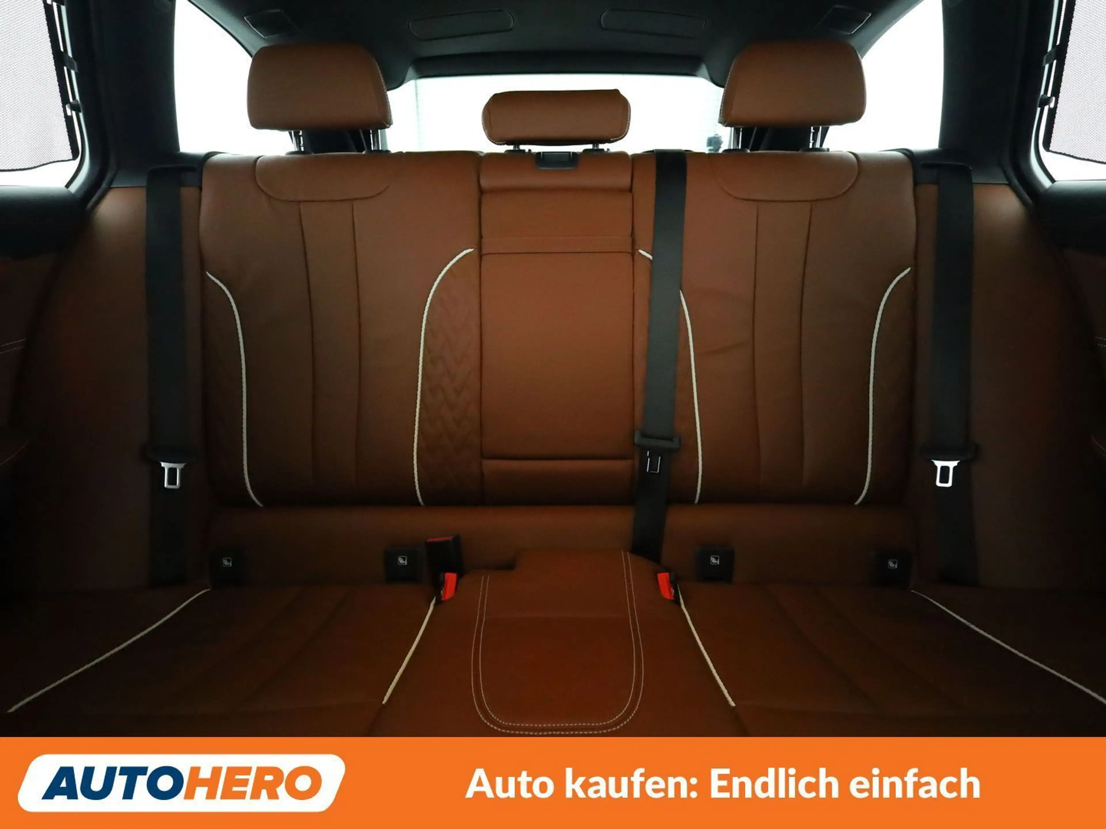 BMW M5 M550d xDrive — photo 15