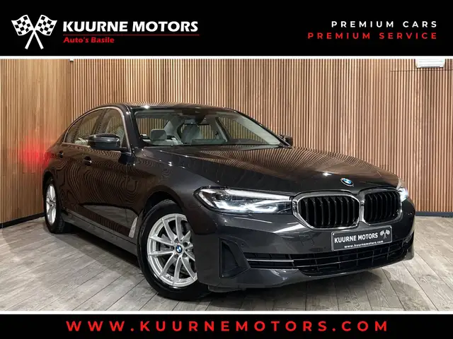 BMW 518 dA Berline Led/Leder/Cam/GpsPro/VerwZet/Carplay *1j garantie*