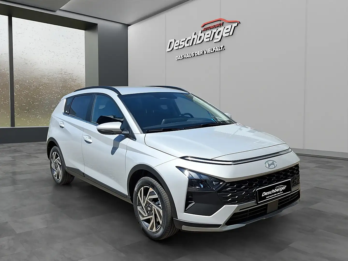 Hyundai BAYON Bayon 1,0 T-GDI Comfort Line DCT Grau - 2