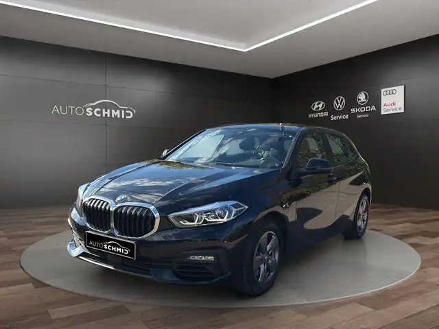 BMW 118 i Advantage 1.5 LED KLIMAAUTO SHZ PDC v+h