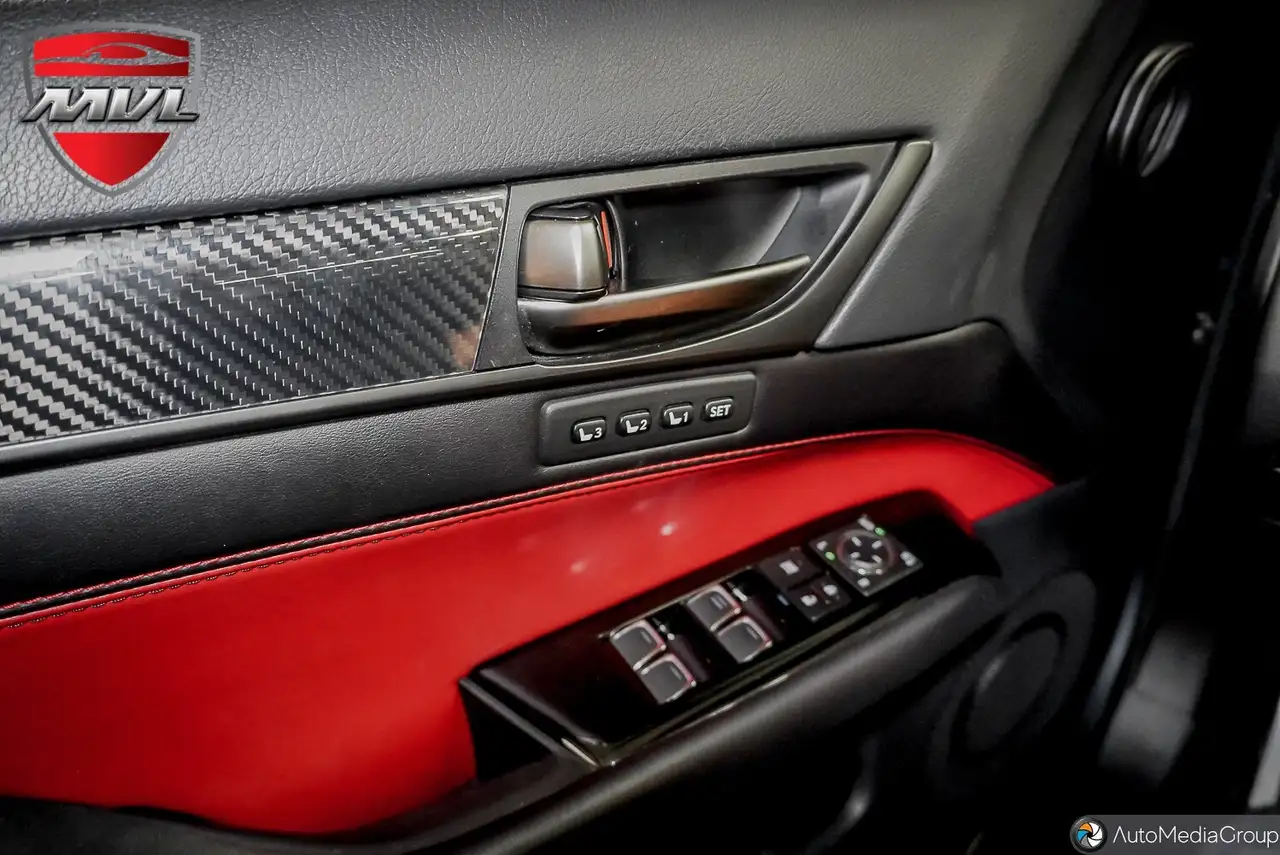 Lexus GS F снимка Lexus GS F