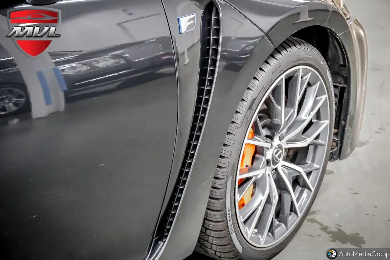Lexus GS F снимка Lexus GS F