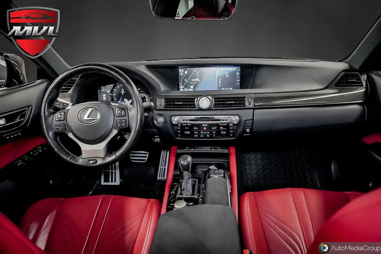 Lexus GS F снимка Lexus GS F