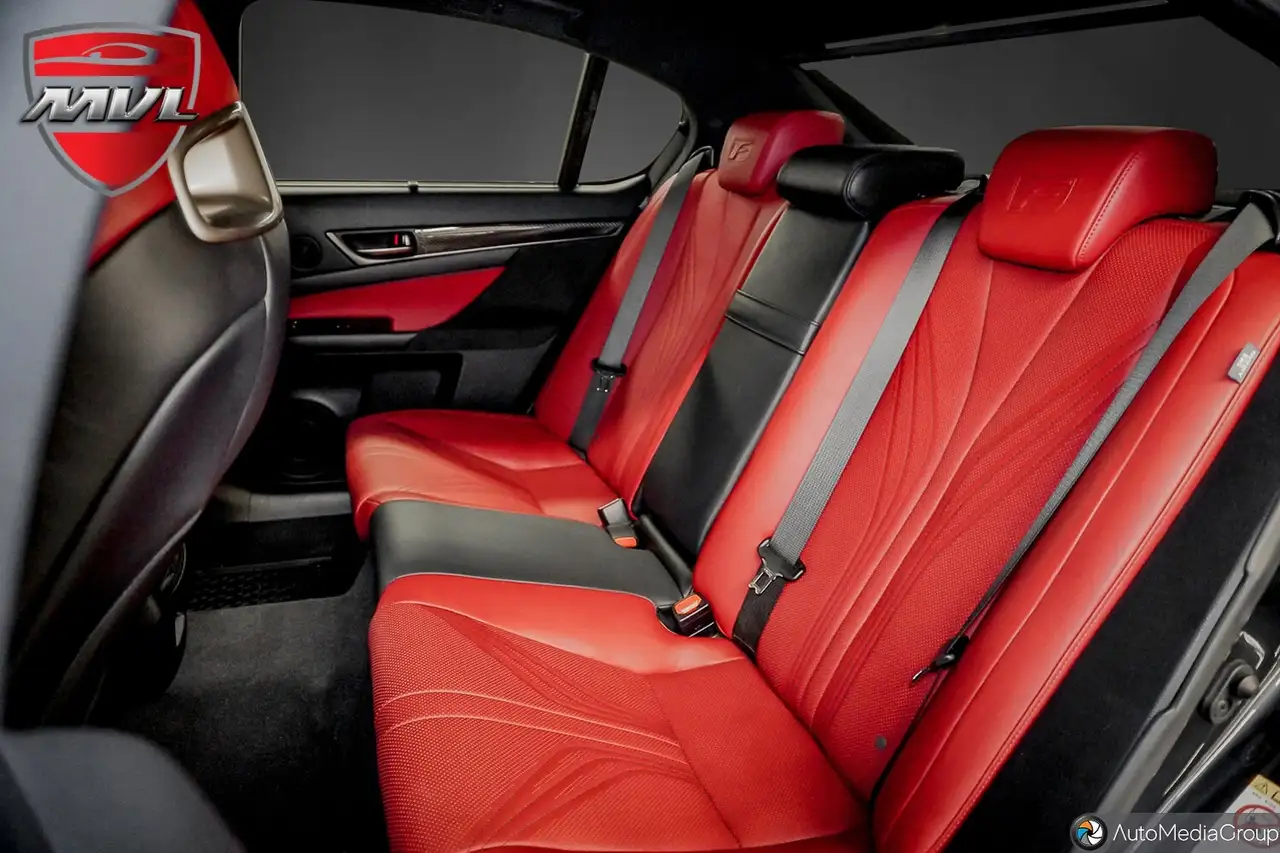 Lexus GS F снимка Lexus GS F