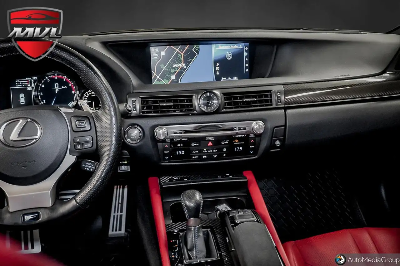 Lexus GS F снимка Lexus GS F