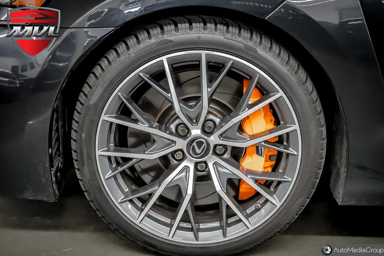 Lexus GS F снимка Lexus GS F