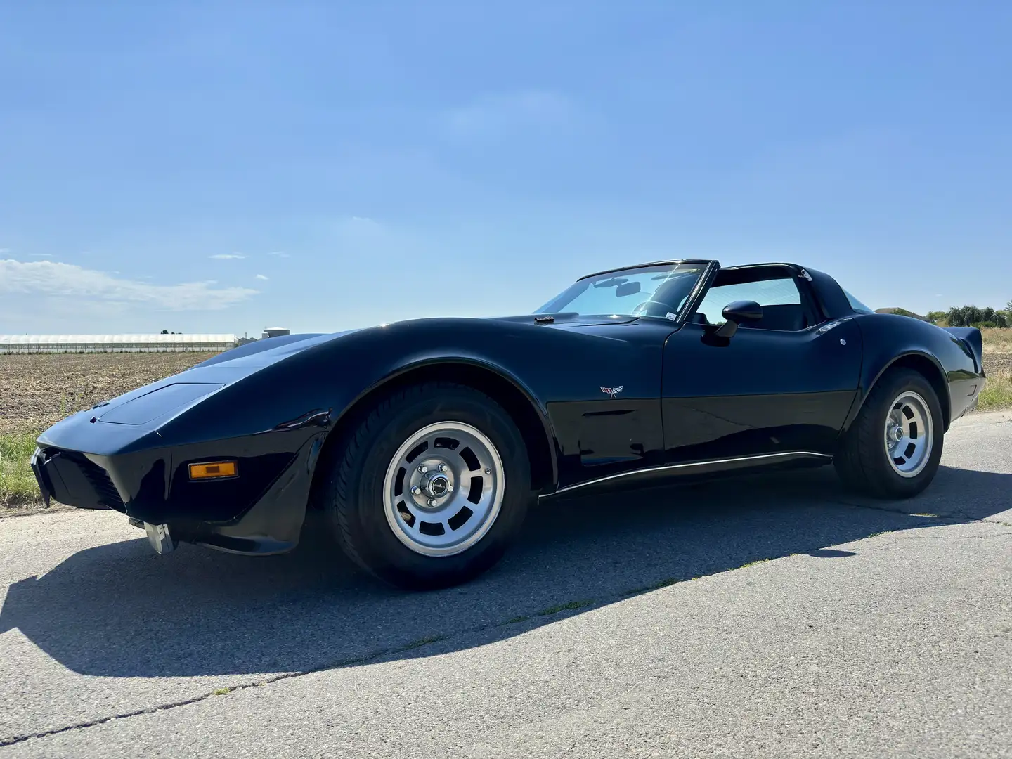 Chevrolet Corvette - 2