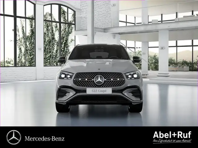 Mercedes-Benz Gle view 2