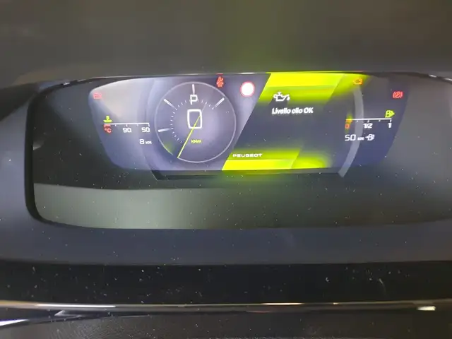 Peugeot 408 view 16