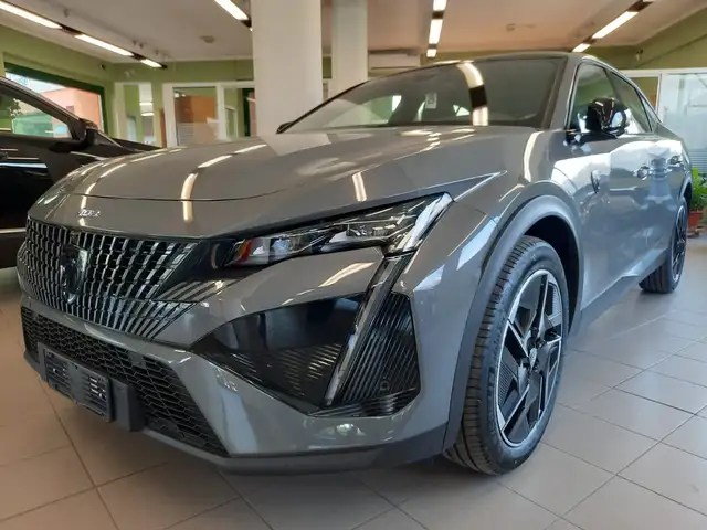 Peugeot 408 - GT  HYBRID 145cv e-dsc6