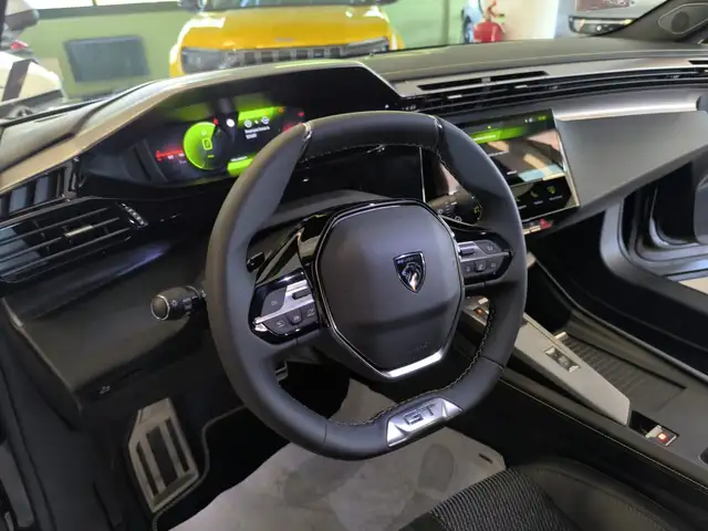 Peugeot 408 view 10