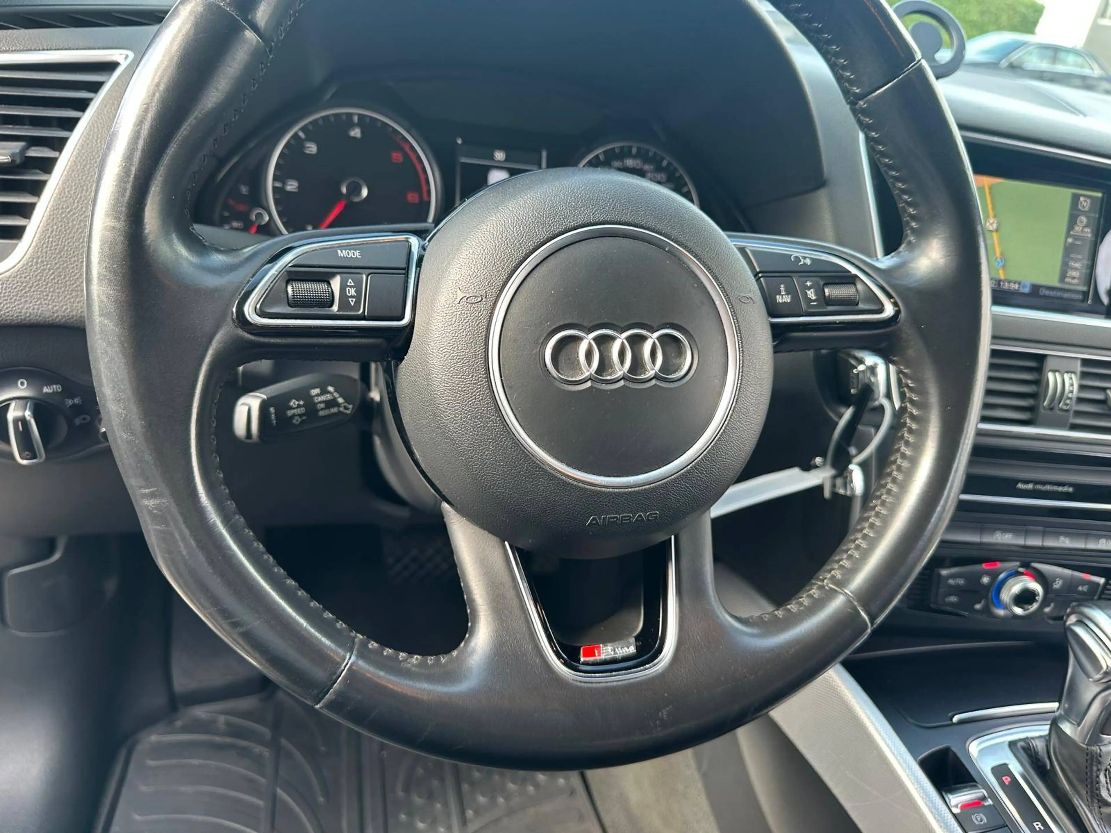 Audi Q5 Q5 2.0 TDi  S-line — photo 9