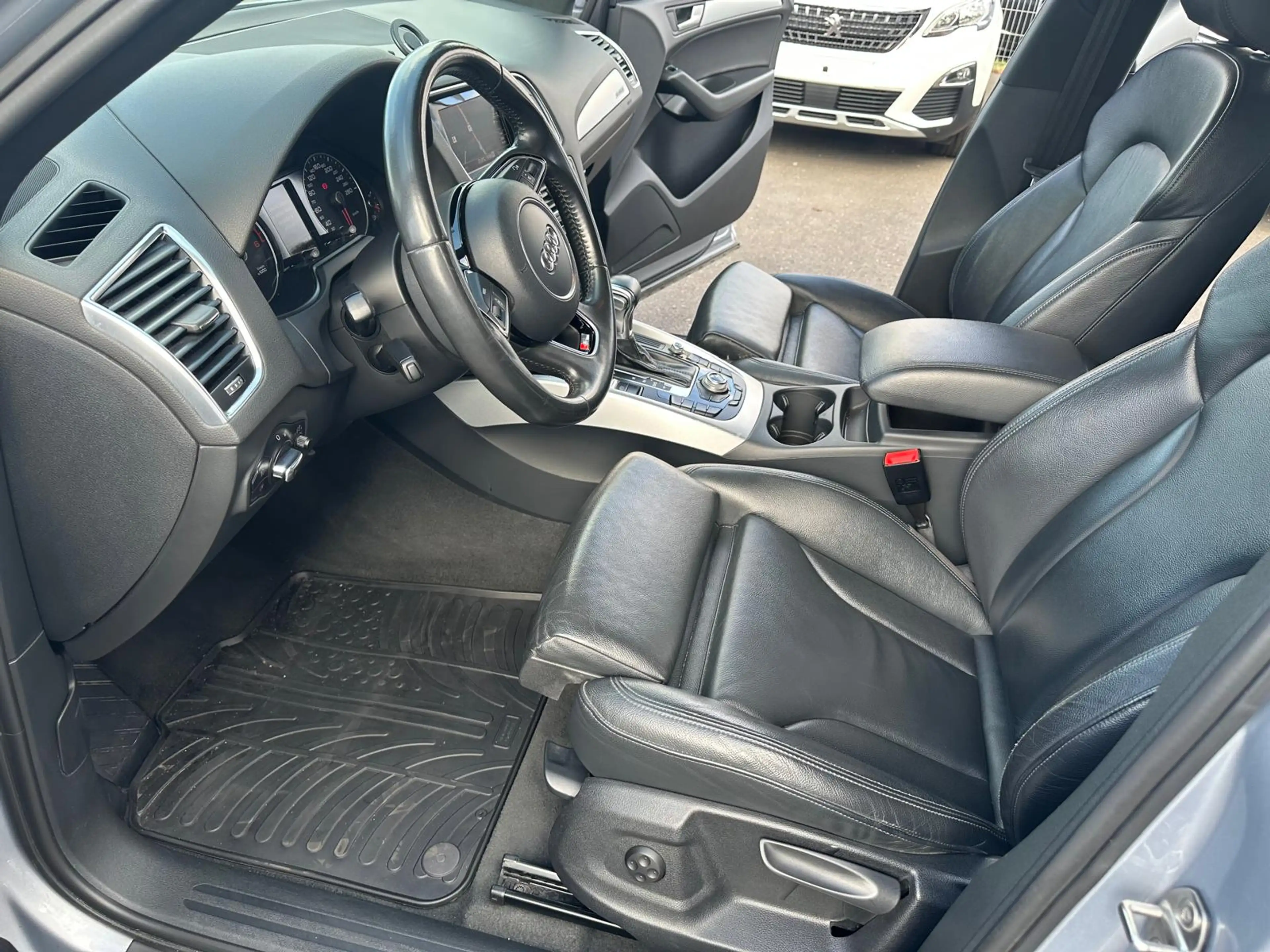 Audi Q5 Q5 2.0 TDi  S-line — photo 7