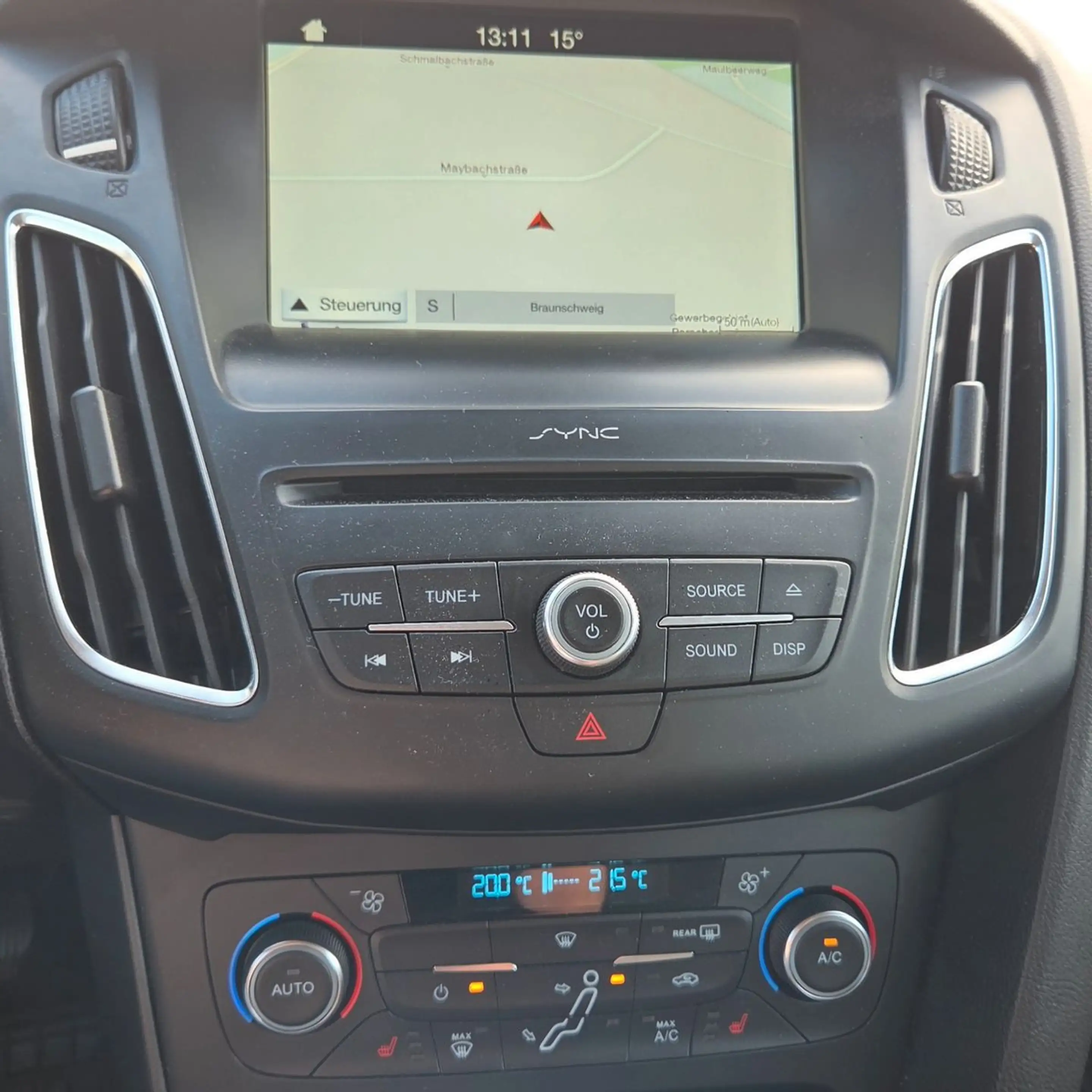 Ford Focus Turnier Business CAM SHZ Navi Klima PDC — photo 10