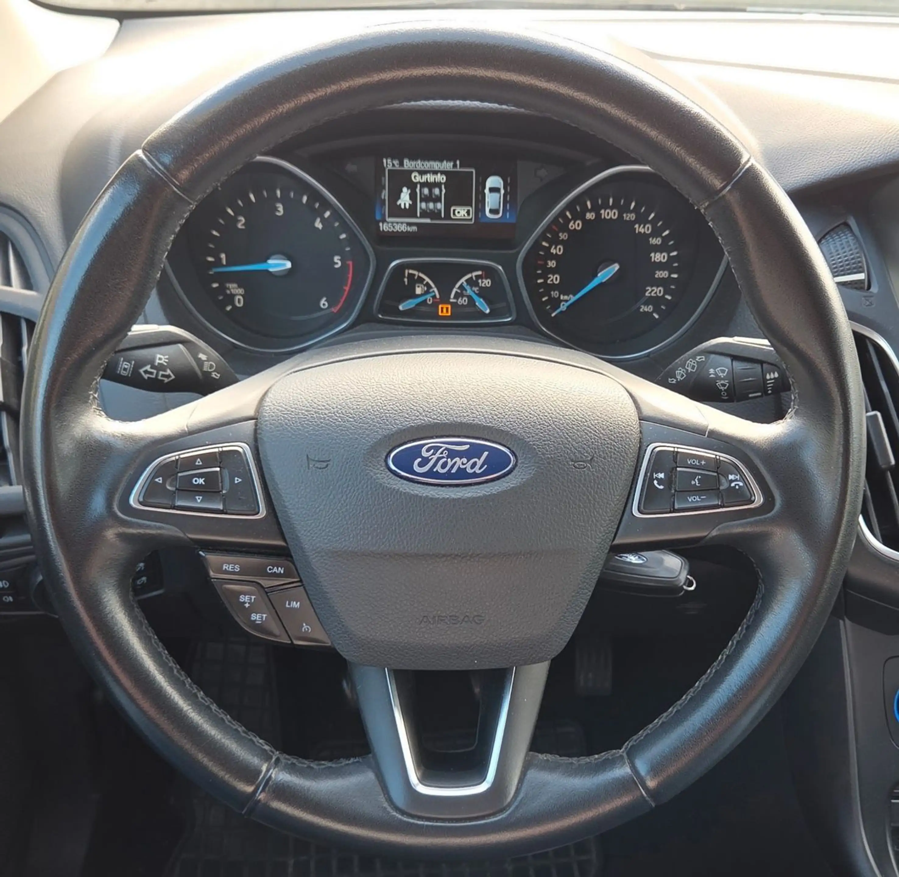 Ford Focus Turnier Business CAM SHZ Navi Klima PDC — photo 9
