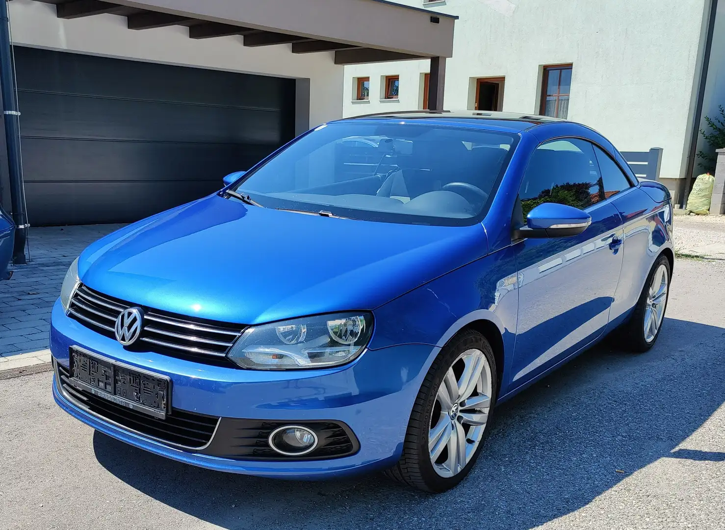 Volkswagen Eos Eos 1,4 TSI BMT Blau - 1