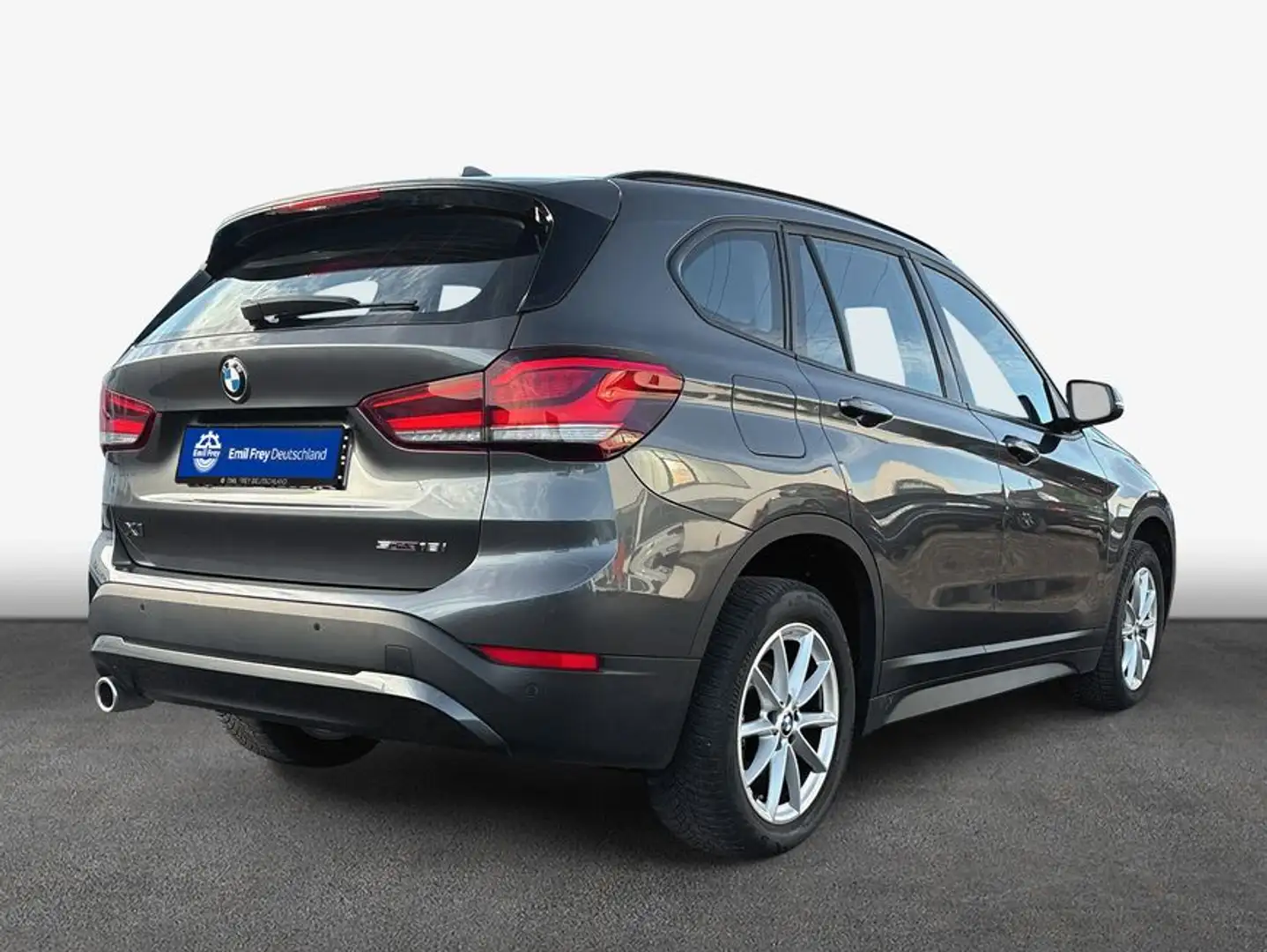 BMW X1 sDrive18i Advantage Gris - 2