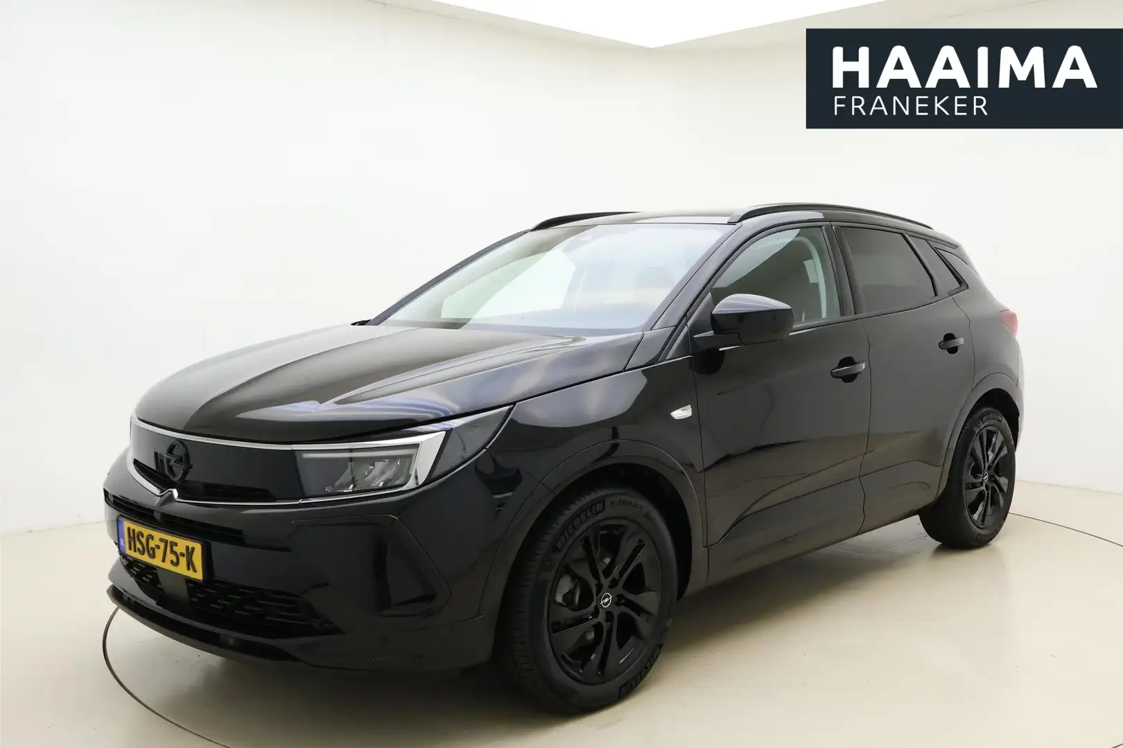 Opel Grandland 1.2 Turbo GS 130pk | Navigatie | Climate Control | Zwart - 1