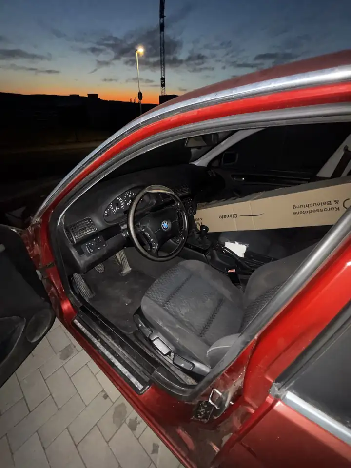 BMW 320i 1. Hand, foto 5