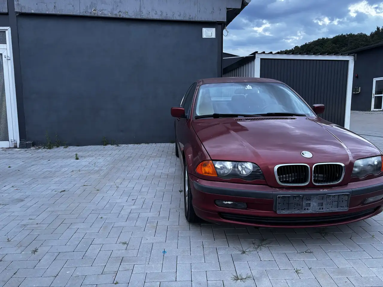 BMW 320i 1. Hand, foto 3