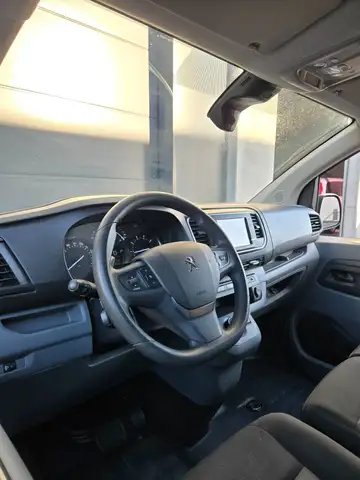 Peugeot Expert view 8