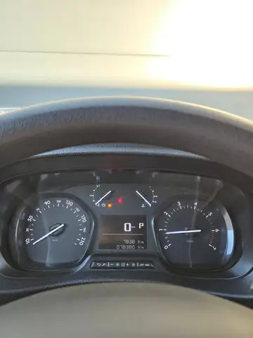 Peugeot Expert view 17