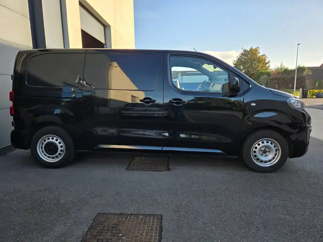 Peugeot Expert view 4