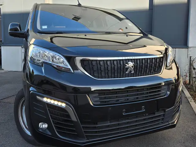 Peugeot Expert view 2