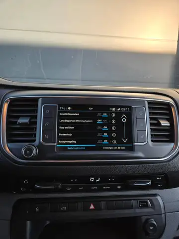 Peugeot Expert view 13