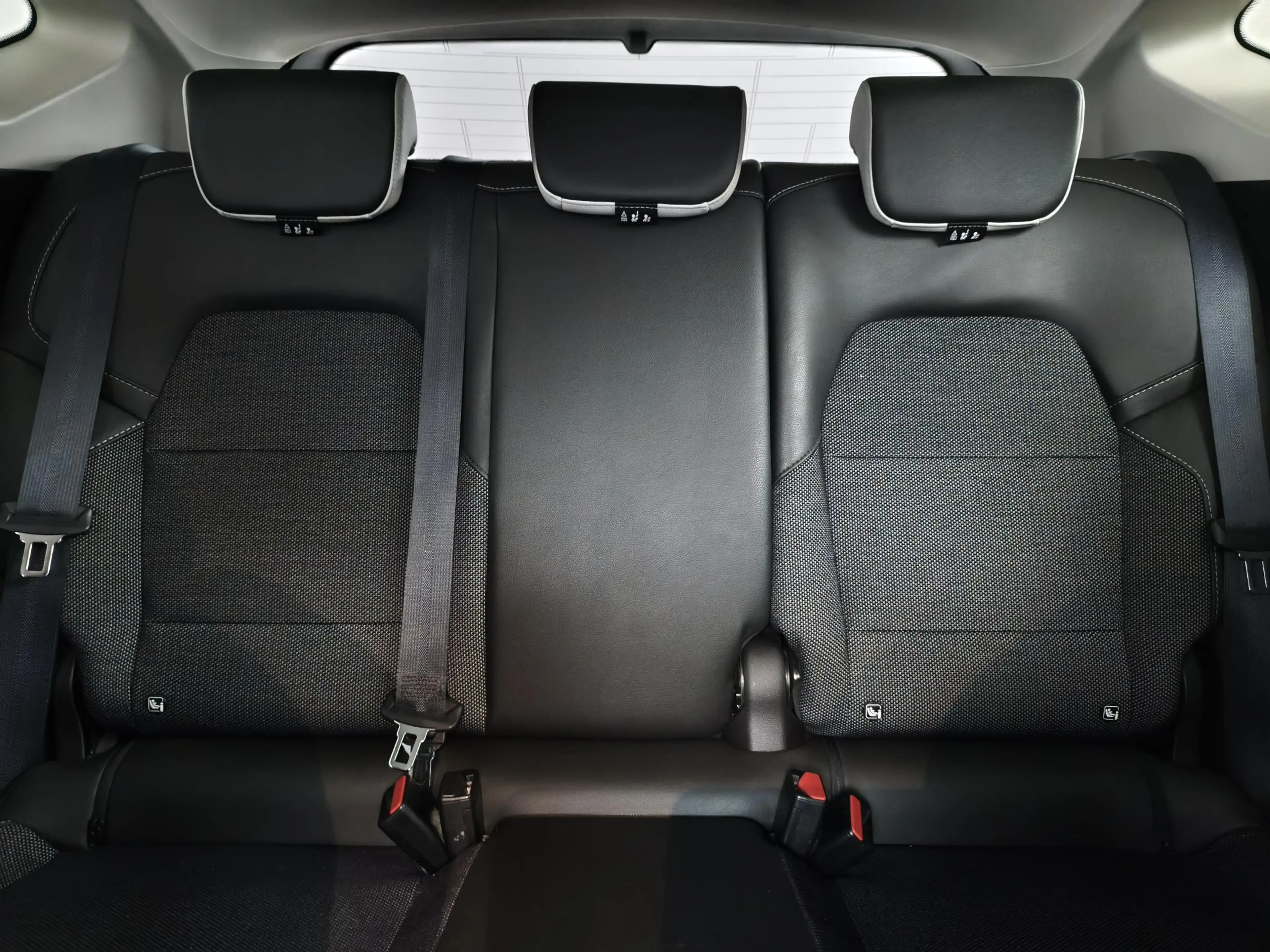 Renault Captur 1.6 E-Tech full hybrid 145 techno | Navigatie | Ca — photo 8