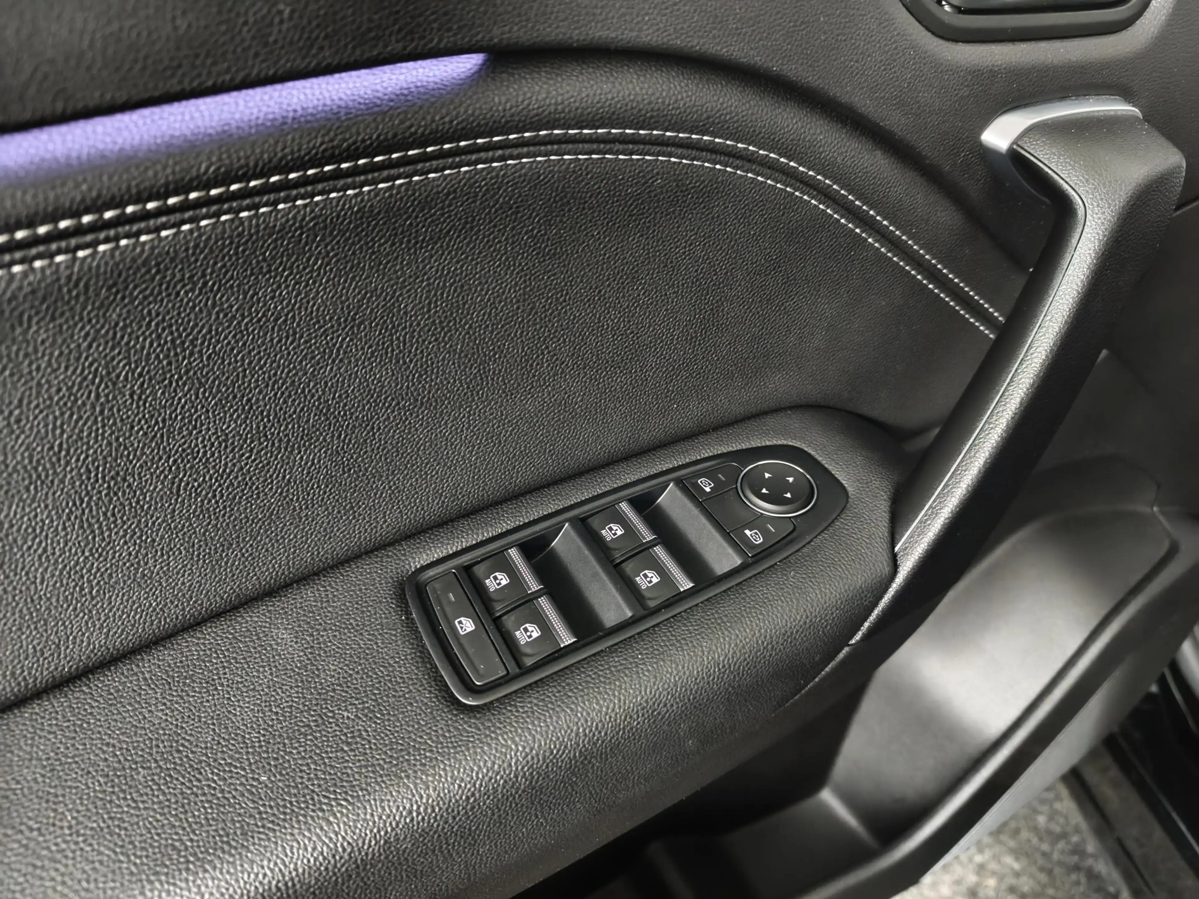 Renault Captur 1.6 E-Tech full hybrid 145 techno | Navigatie | Ca — photo 18