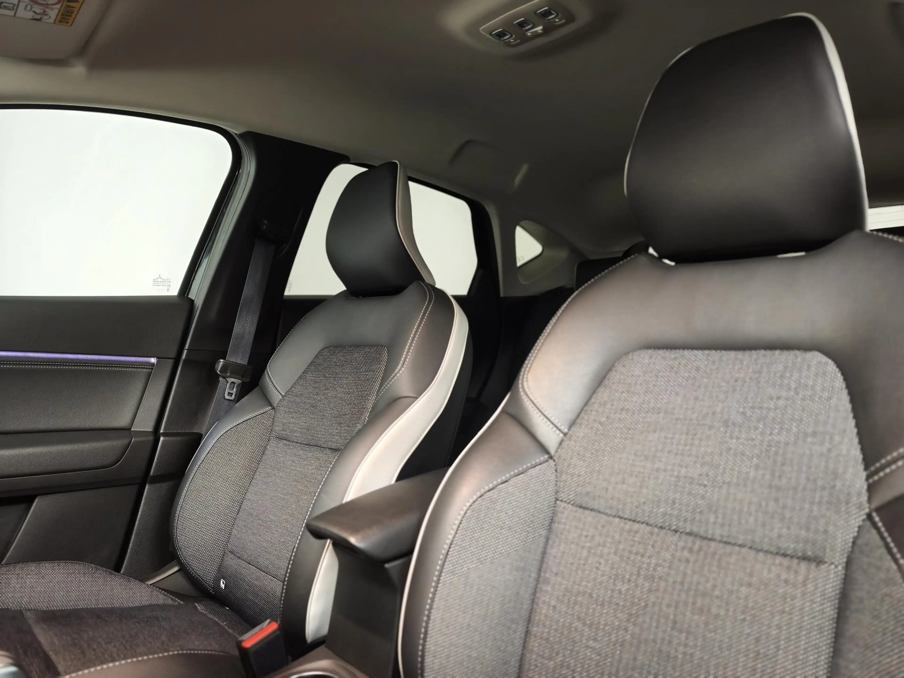 Renault Captur 1.6 E-Tech full hybrid 145 techno | Navigatie | Ca — photo 28