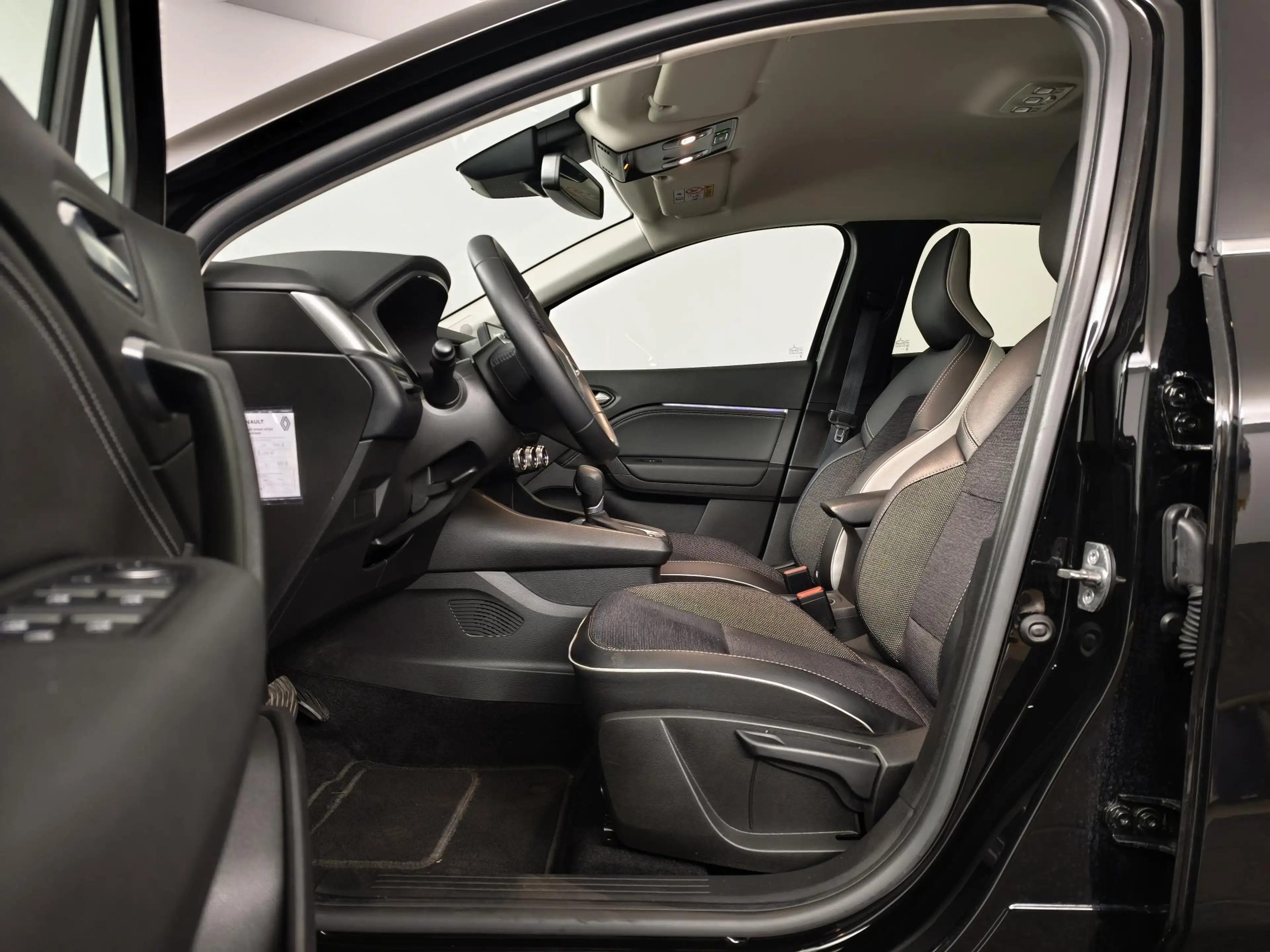 Renault Captur 1.6 E-Tech full hybrid 145 techno | Navigatie | Ca — photo 7