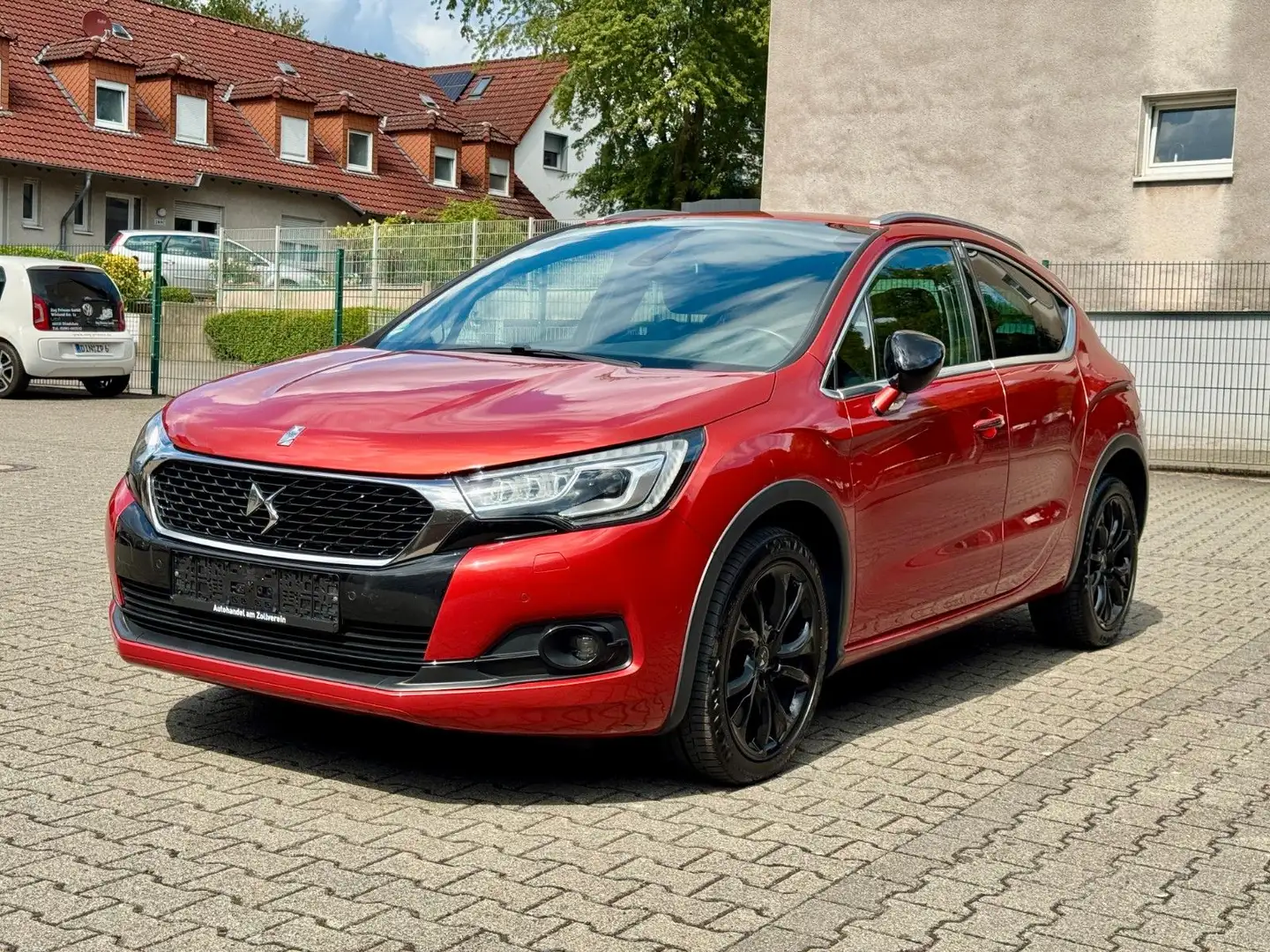 DS Automobiles DS 4 Crossback Xenon Automatik Navi 8xAlu Rot - 1