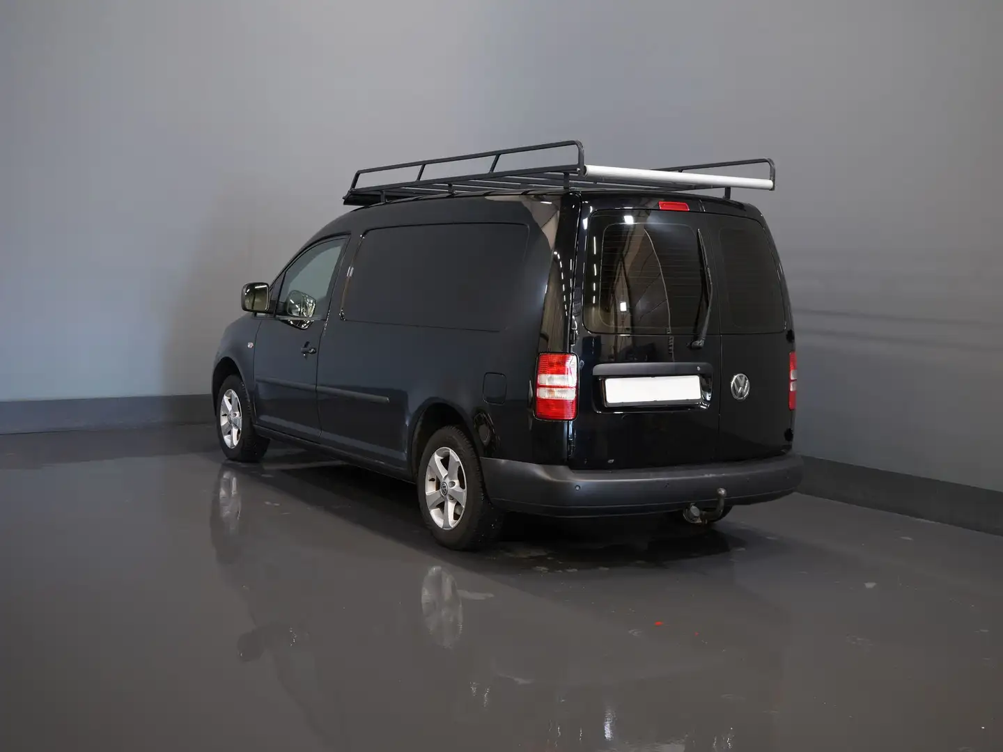 Volkswagen Caddy 1.6 TDI 100 pk Maxi BPM VRIJ! NL Auto/ Cruise/ Imp Schwarz - 2