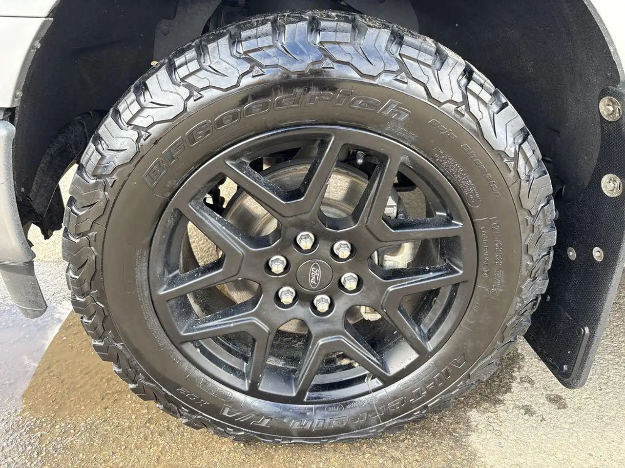 Ford F 150 снимка Ford F 150