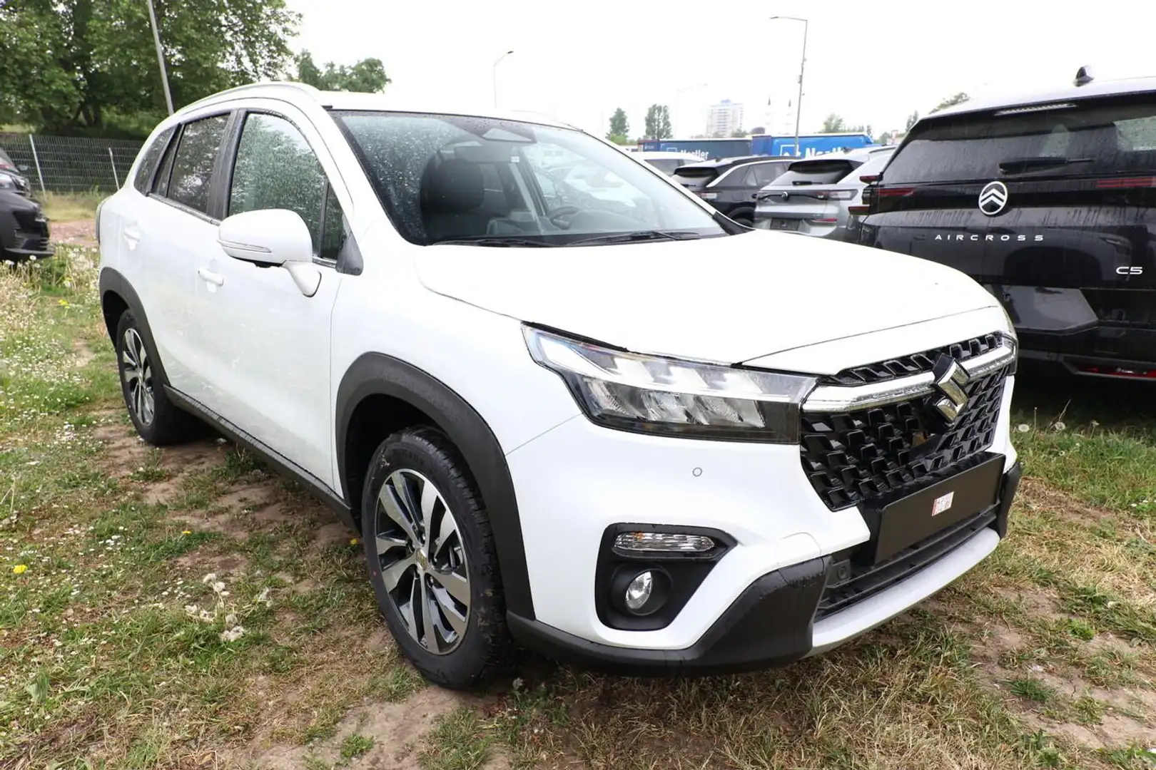 Suzuki S-Cross Comfort+ 1.4 MHEV 4WD Aut Pano 360° Lede 81 kW ... Weiß - 2