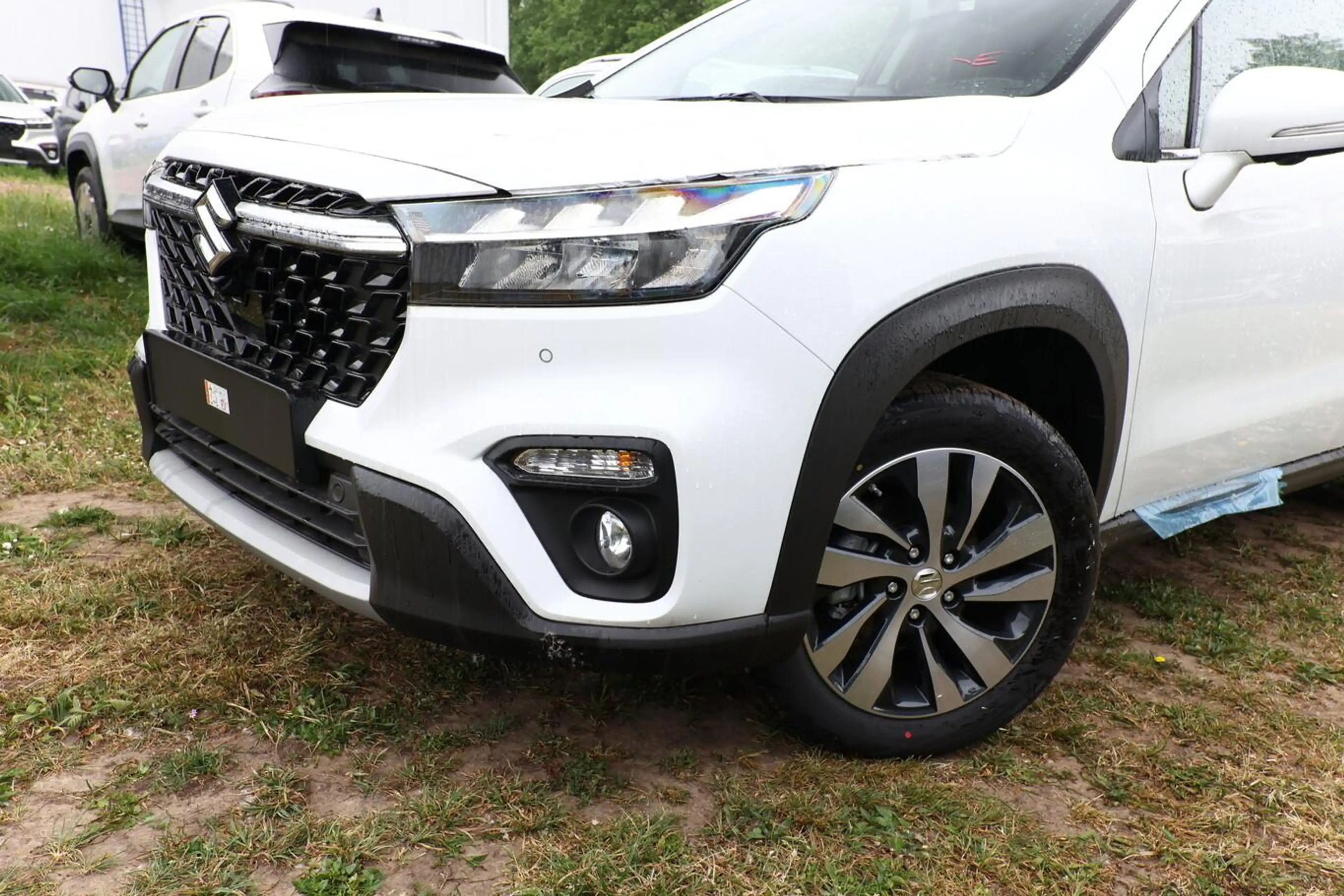 Suzuki S-Cross Comfort+ 1.4 MHEV 4WD Aut Pano 360° Lede 81 kW ... — photo 5