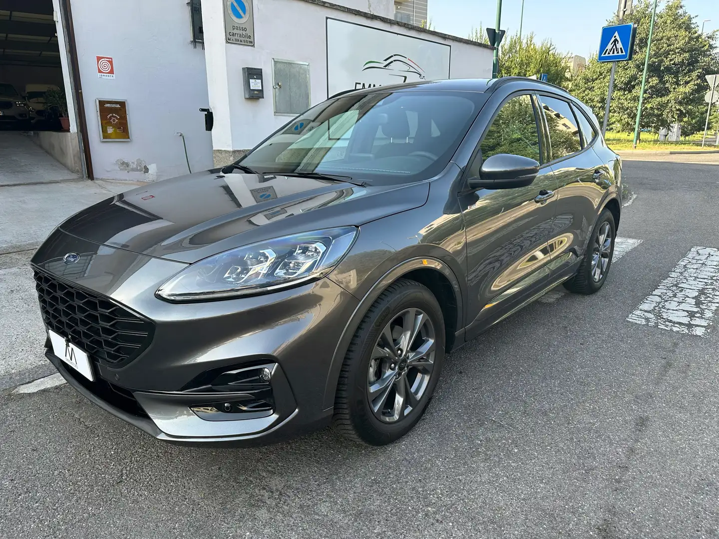 Ford Kuga 2.5 FHEV ST-Line X 2wd 190cv - AUT/NAVI/CAMERA/LED Grigio - 1